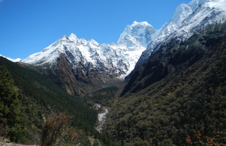Manaslu Circuit Trek